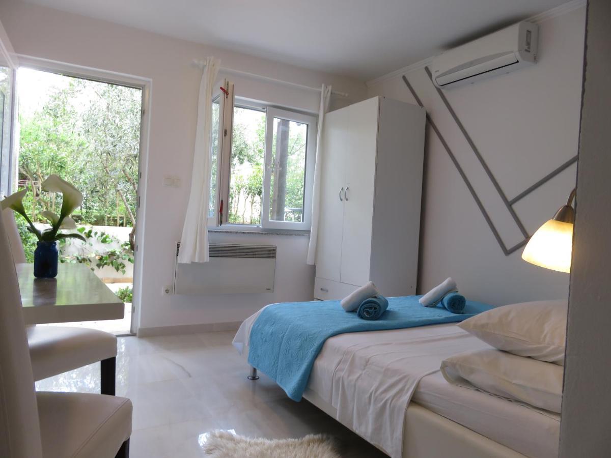 Apartments Angie 扎达尔 外观 照片