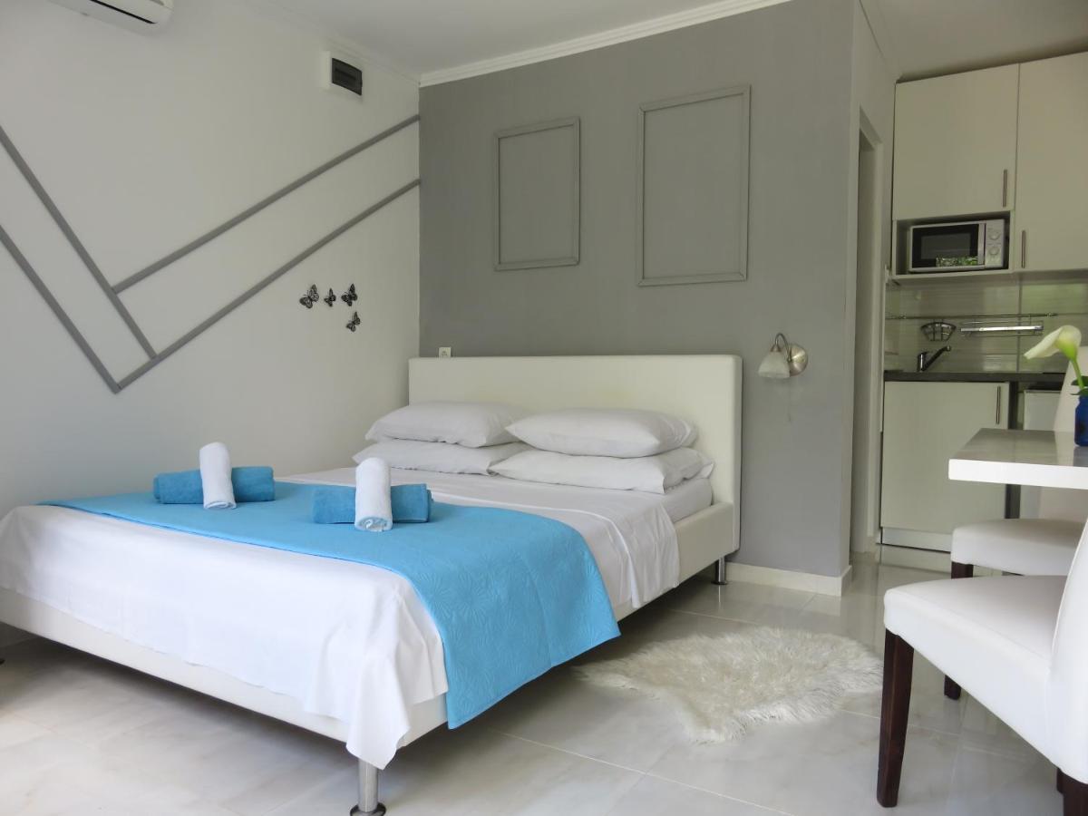 Apartments Angie 扎达尔 外观 照片