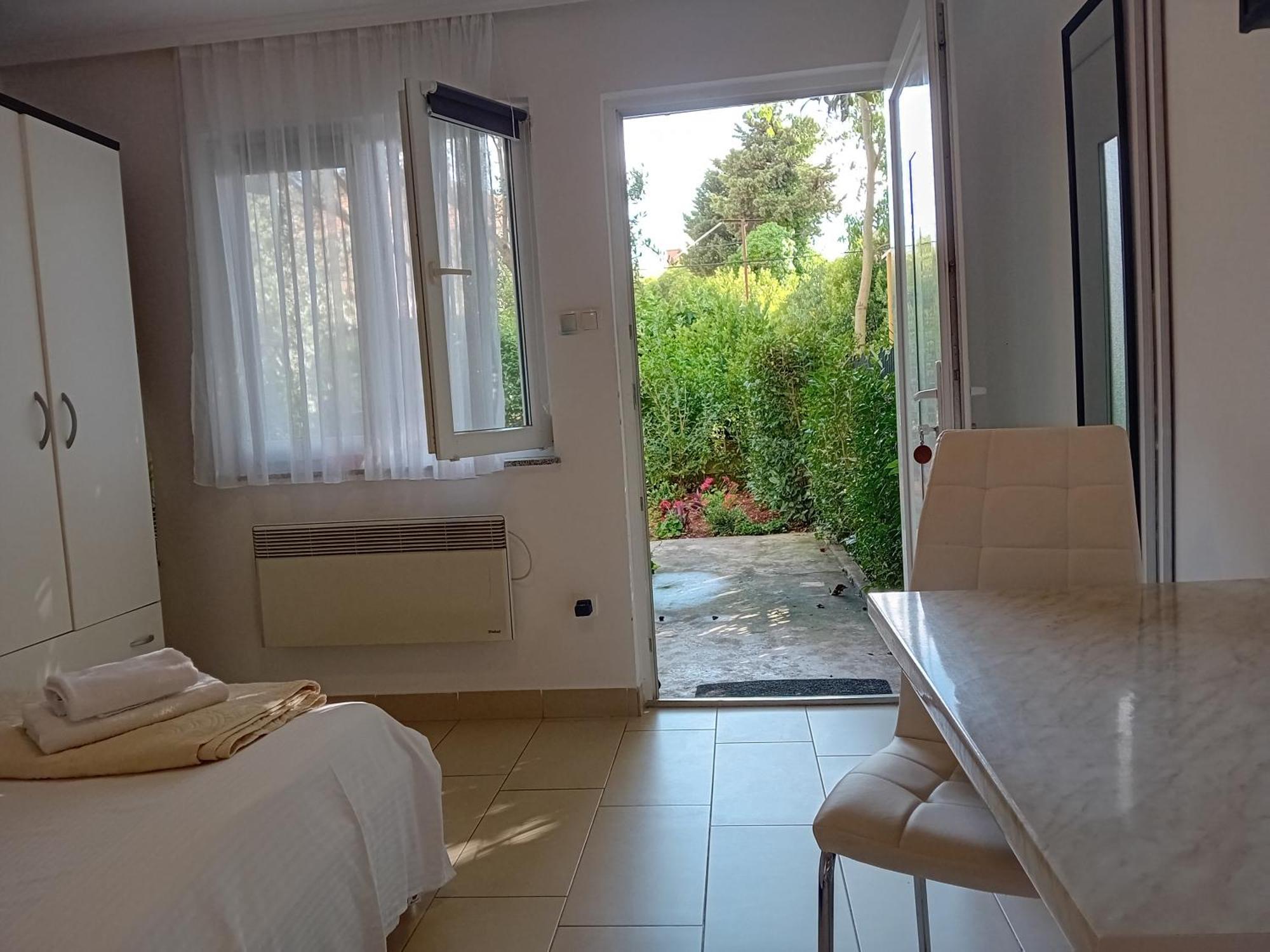 Apartments Angie 扎达尔 外观 照片