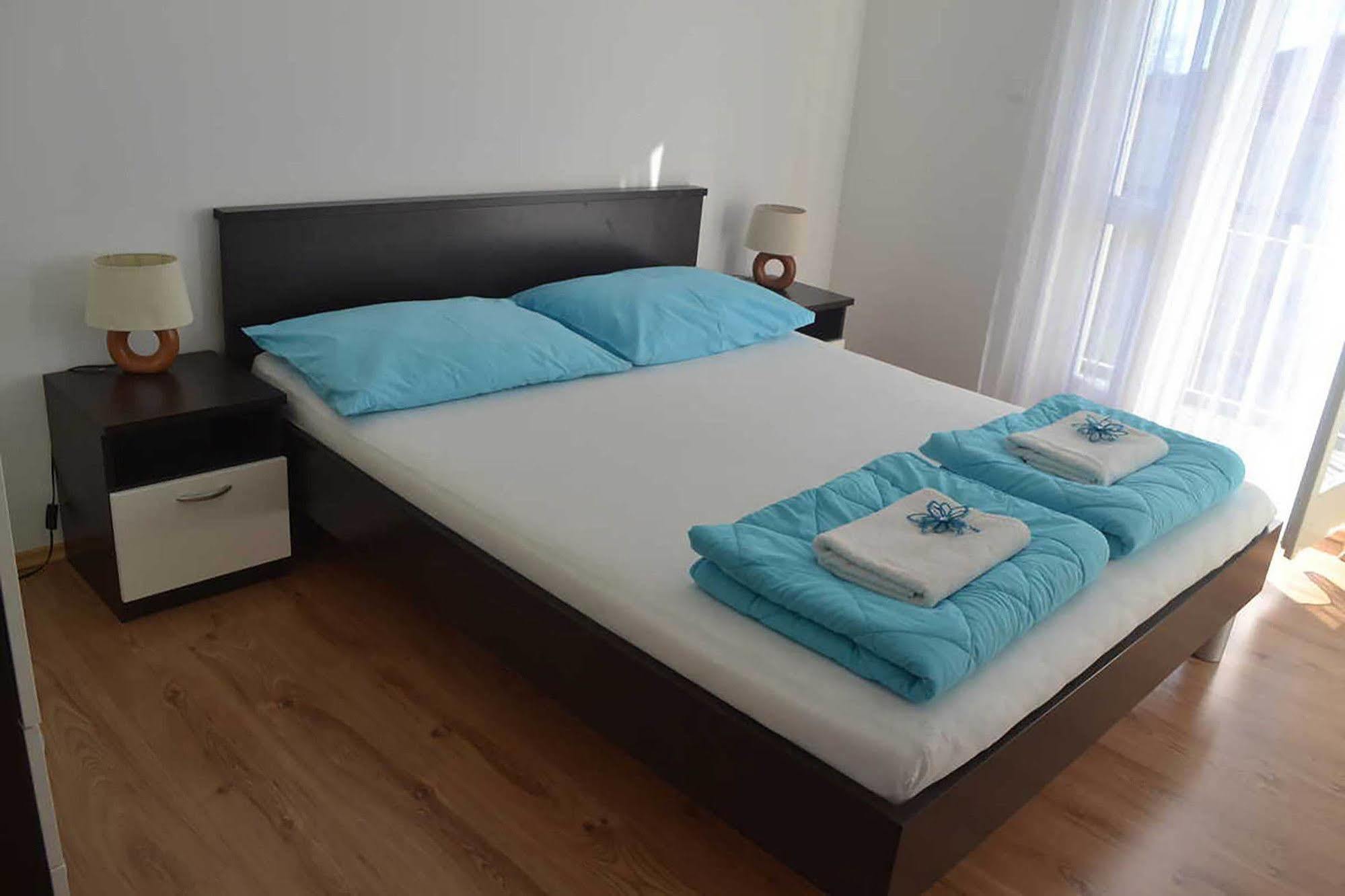Apartments Angie 扎达尔 外观 照片