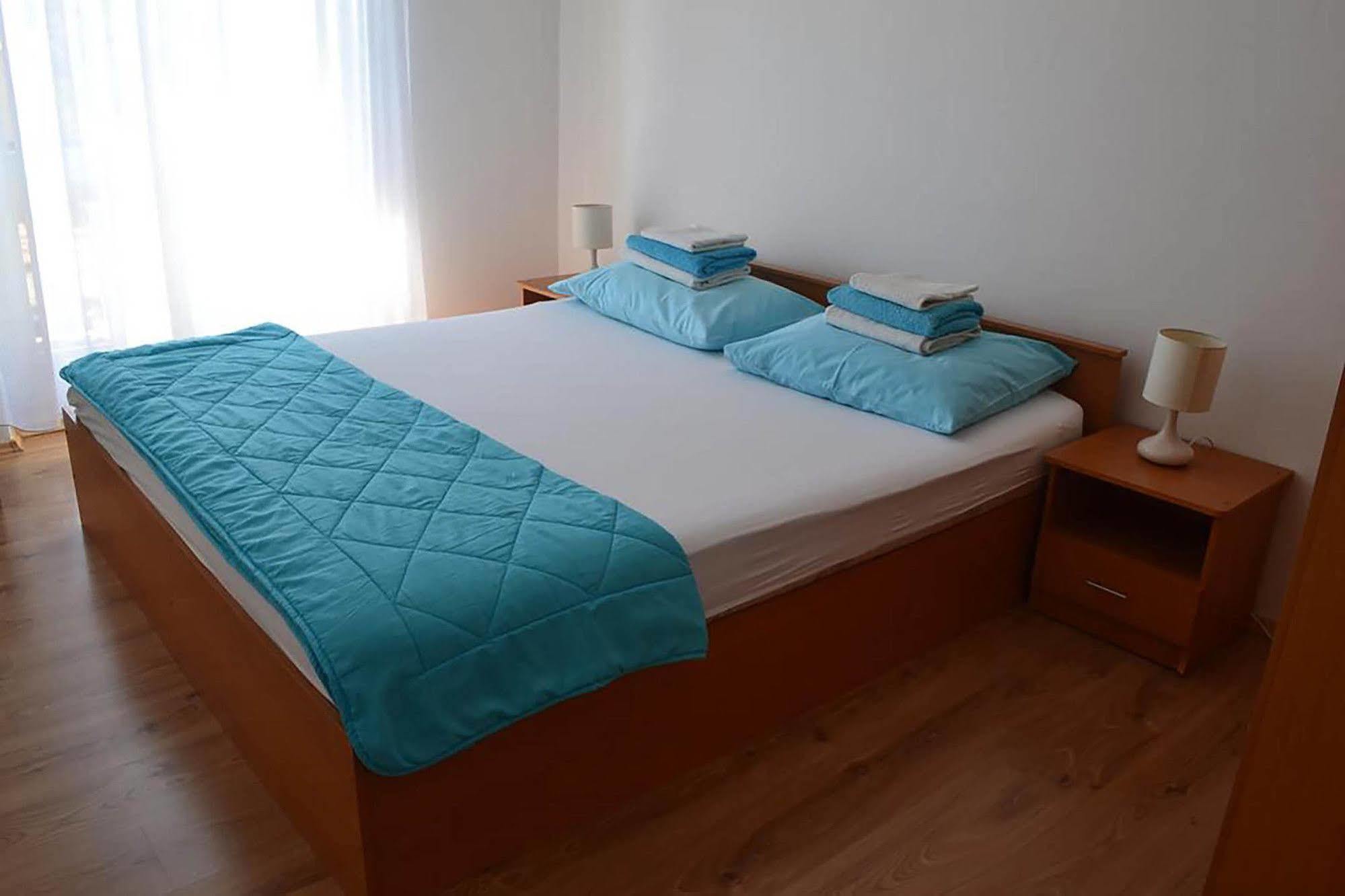 Apartments Angie 扎达尔 外观 照片